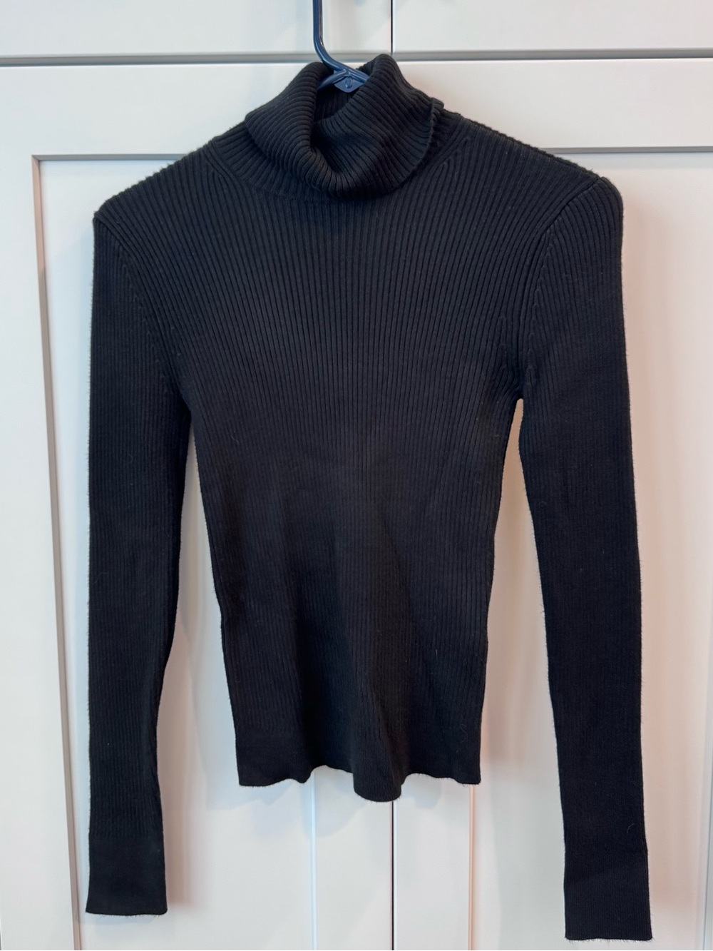 NWT- Abercrombie & Fitch Black Ribbed Turtleneck Sweater. Size Small